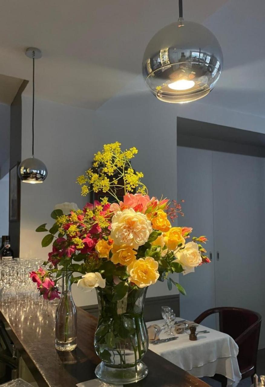 Hotel Paris Vesinet- Logis Hotel Restaurant Le Vésinet Eksteriør bilde