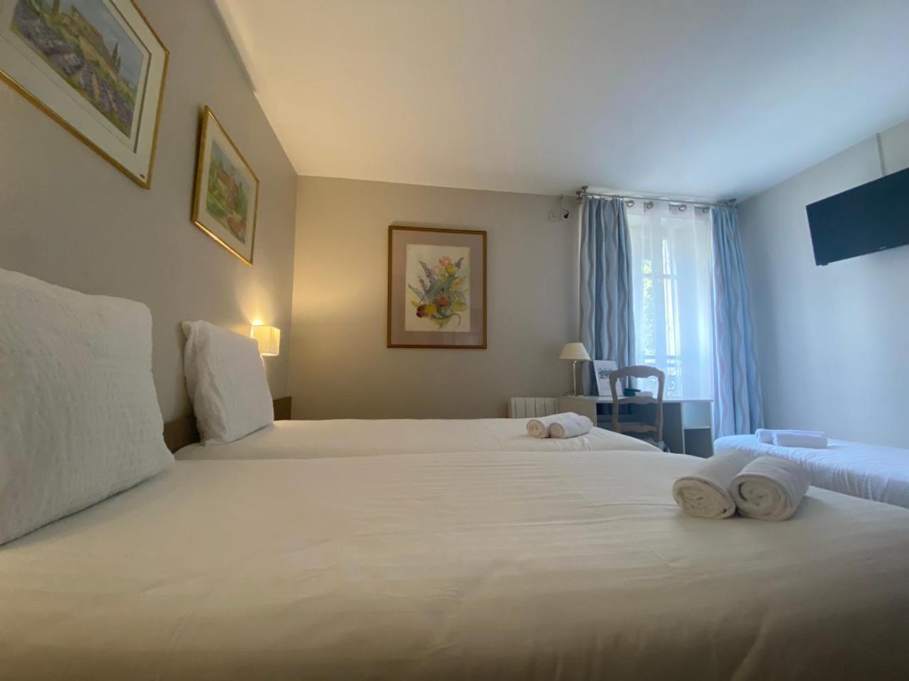 Hotel Paris Vesinet- Logis Hotel Restaurant Le Vésinet Eksteriør bilde