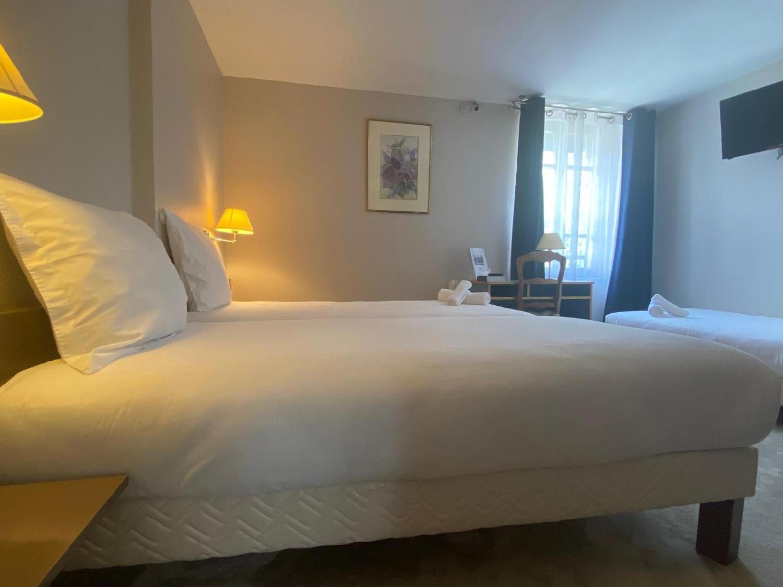 Hotel Paris Vesinet- Logis Hotel Restaurant Le Vésinet Eksteriør bilde